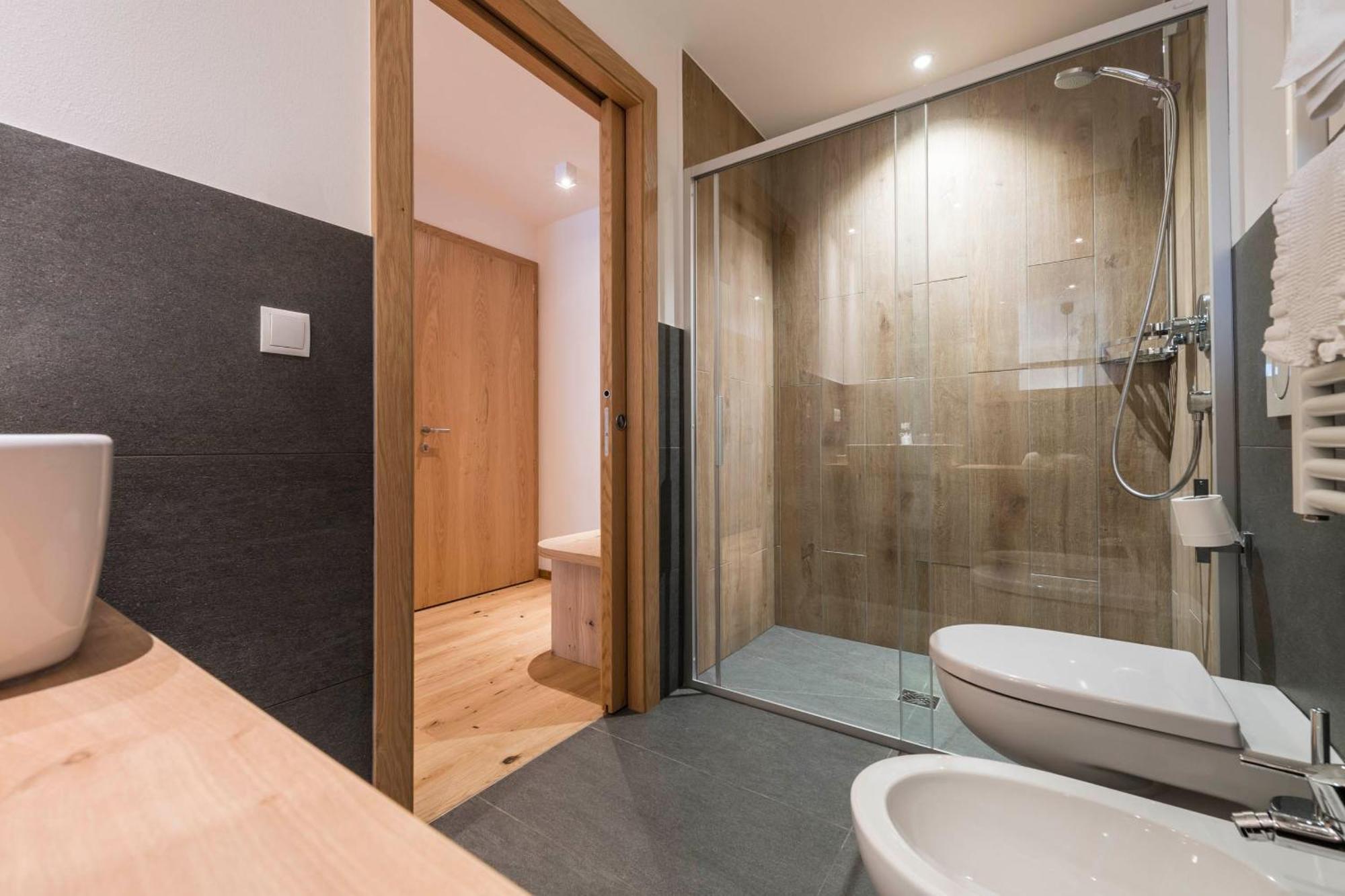 Pension Haus Tirol Laion Exterior photo